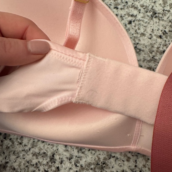 NWOT Victoria’s Secret Bra Set - Picture 7 of 9